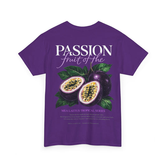 Lila MEA LAETUS T-Shirt mit großem Maracuja-Backprint im Tropical-Botanical-Look.