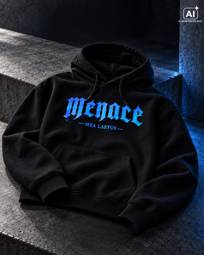 BLUE MENACE |  Statement Hoodie liegt auf einer Treppe