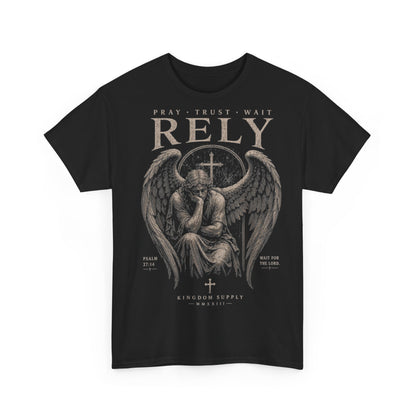 Mockup Frontansicht - RELY_Christian_Streetwear_T-Shirt_Pray_Trust_Wait_