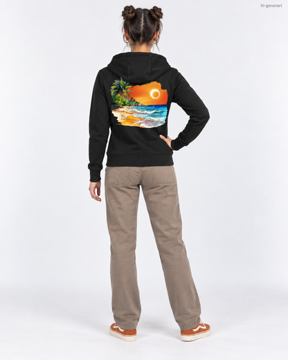 MEA LAETUS Ladies Sweatjacke Holiday Sunset in Schwarz – Studio-Rückansicht mit großem Strandmotiv und orangefarbenem Sonnenuntergang.