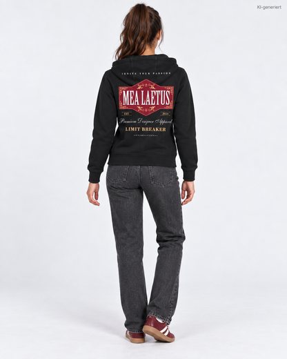 MEA LAETUS Damen Sweatjacke Limitbreaker Emblem Rot in Schwarz – Studio-Rückansicht mit großem Limitbreaker-Emblem.